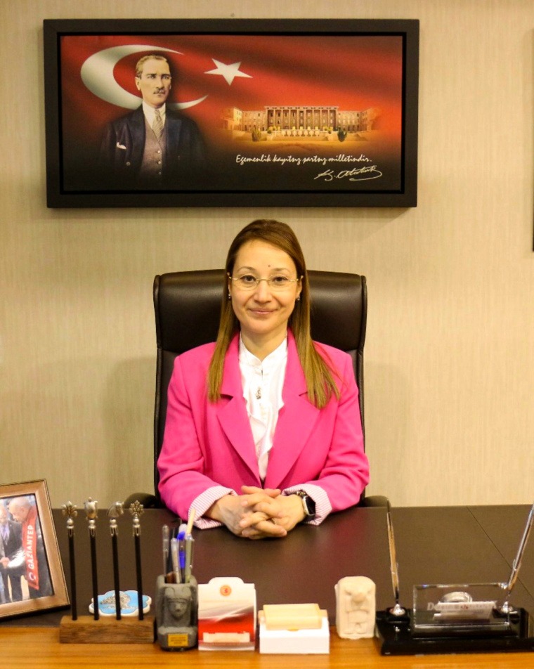 MİLLETVEKİLİ DERYA BAKBAK: “KURBAN BAYRAMI; ŞÜKRÜN, CÖMERTLİĞİN VE KARDEŞLİĞİN ORTAK NEFESİDİR”
