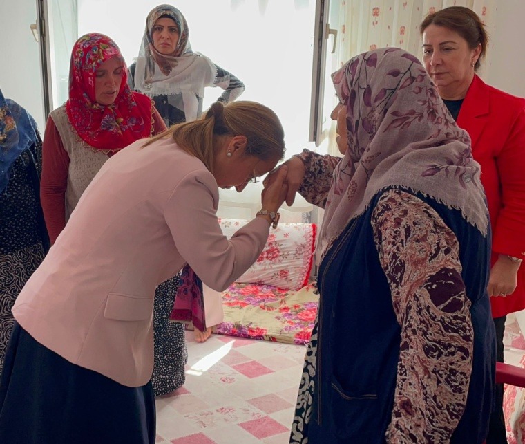 MİLLETVEKİLİ BAKBAK KALPLERE DOKUNUYOR